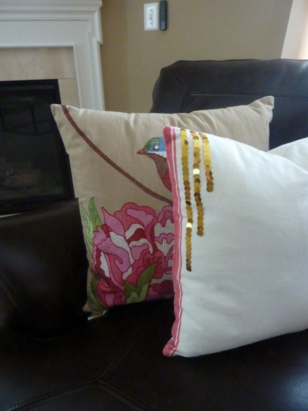 How to Make Pillow Covers with a Dish Towel