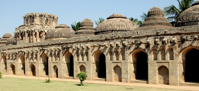 Long Distance Decor   Hampi