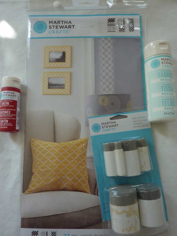 martha stewart stencil, arabesque stencil How to Paint with Acrylic Paint on Fabric Stenciled Throw Pillow