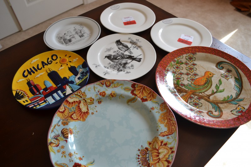 Step Up to the Plate   Decorating with Plates