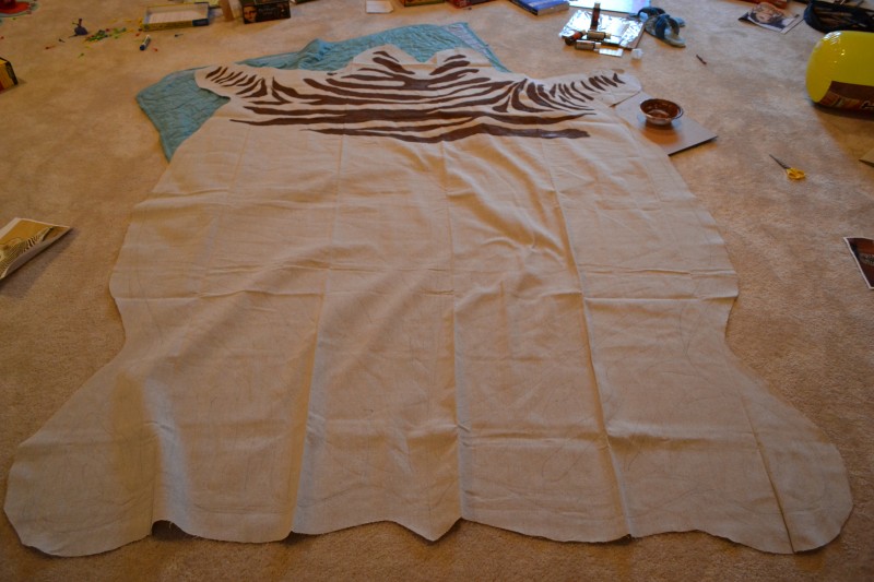 How to Make a Rug from Drop Cloth   DIY Zebra Rug