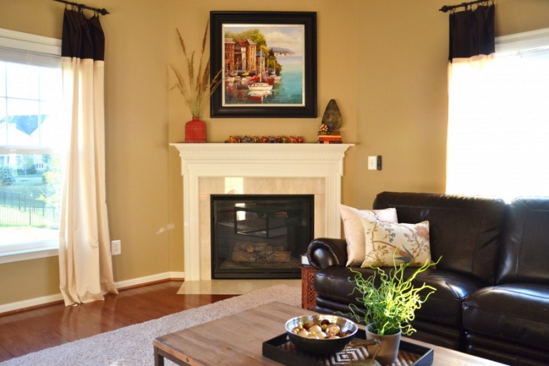 Whats Ur Home Story: Family room, SW Latte