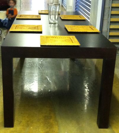 Modern Dinning Table