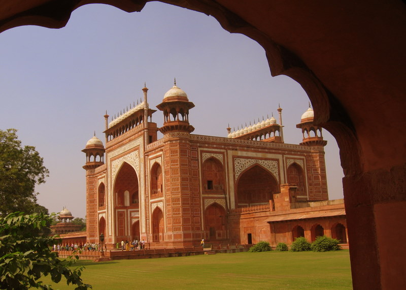 Long Distance Decor   Mughal Architecture