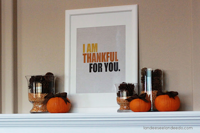 Simple Thanksgiving Mantel