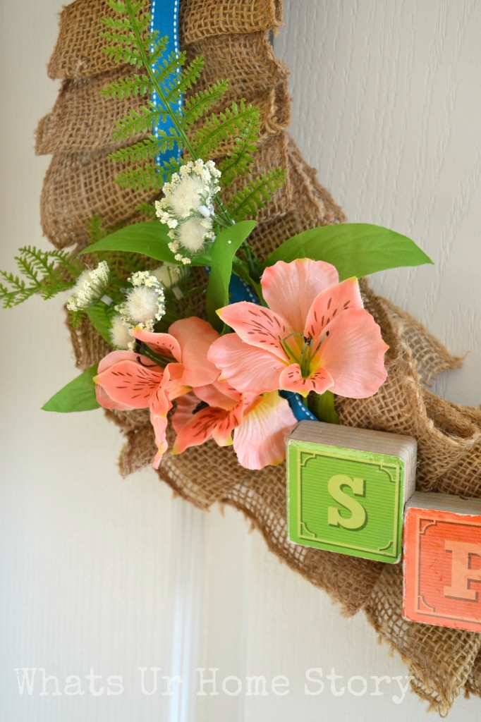 Spring Burlap Wreath & A Mega Linky Party