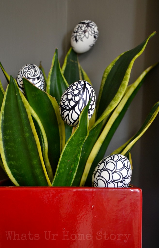 Sharpie Doodle Easter Eggs