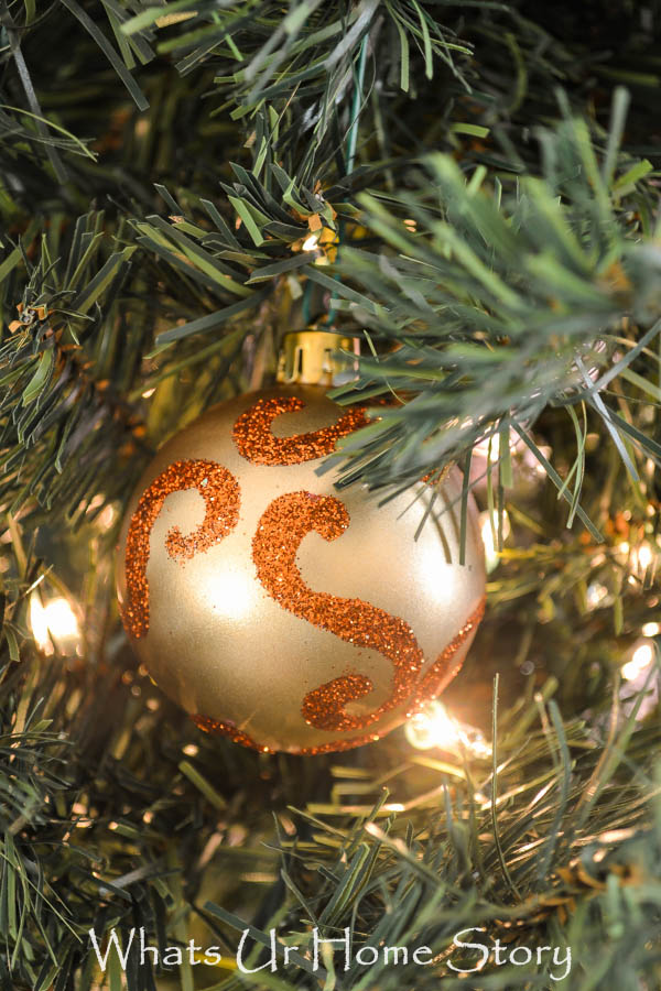Glitter Swirl Ornament