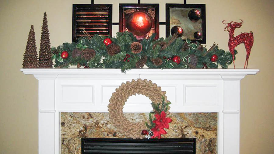 Reader Showcase   Jinas Holiday Mantel