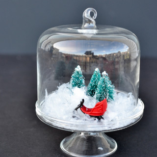 Isnt this mini Christmas cloche the cutest It is so easy to make