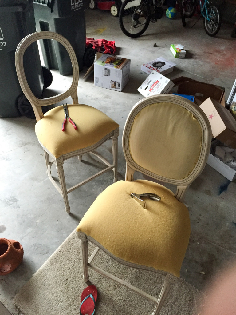 How to Give New Look to Old Fabric Bar Stools