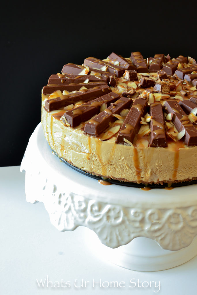 Kit Kat & Caramel No Bake Cheesecake