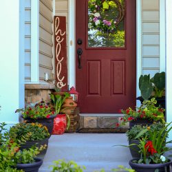 Red front door with hello sign -Easy DIY Front Door Sign Tutorial